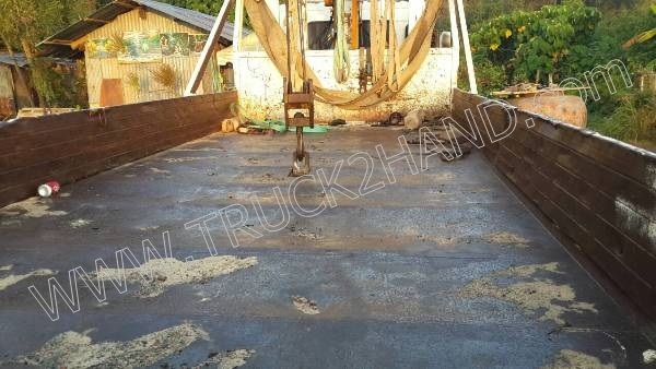 รถบรรทุก 6 ล้อ ติดเครน ยี่ห้อ HINO