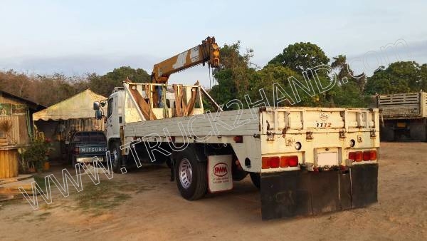 รถบรรทุก 6 ล้อ ติดเครน ยี่ห้อ HINO