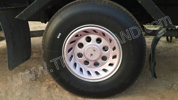 รถบรรทุก 6 ล้อ ติดเครน ยี่ห้อ HINO