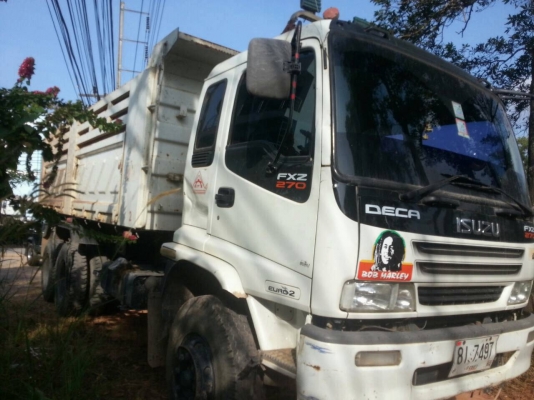 ขายรถ 10 ล้อดัมพ์ ISUZU DECA 270 แรงม้าปี 2550 มี 2 คันราคาคันละ 2100000