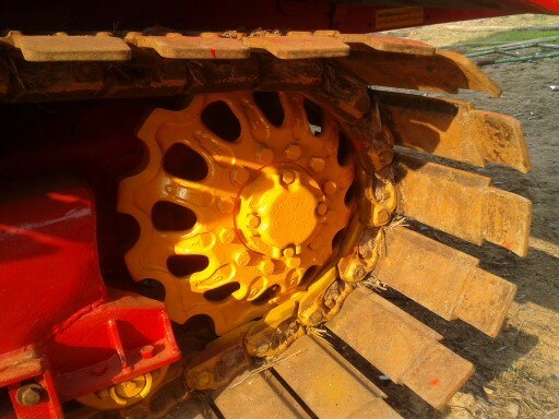 ศักดิ์พัฒนา KM49 โซ่d2 เครื่องอีซูซุ6D17 210เทอร์โบ ตัวเดิน12 ปั้ม23 เจ้าของขายเองครับ 088-7243147