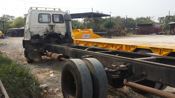 ขาย6ล้อใหญ่ช่วงยาว.....ยาง900.20.....0815667535