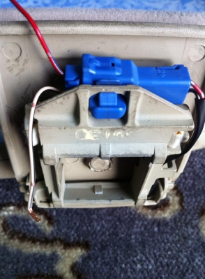 กระจกตัดแสงไฟฟ้า ระบบทำงานออโต มีเซ็นเซอร์ทั้ง2ฝั่ง ขับรถสบายตา