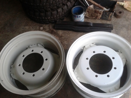 ขายแล้ว ขอบคุณผู้ช่วยภาคภูมิ "อช.หาดนวกร จ.ประจวบฯ มารับกะทะล้อ รุ่น7810 คาราโร่ ใส่รถไถลากเรือของ อช.หาดนวกร