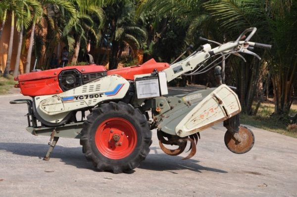 ขายรถไถ yanmar YC750สตาร์ทไฟฟ้า นำเข้าจากญี่ปุ่นยังไม่เคยใช้ในไทย35,000บาทเท่านั้น!!