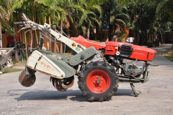 ขายรถไถ yanmar YC750สตาร์ทไฟฟ้า นำเข้าจากญี่ปุ่นยังไม่เคยใช้ในไทย35,000บาทเท่านั้น!!