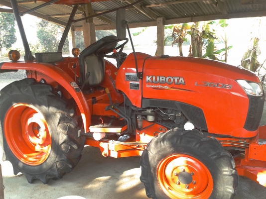 ขายรถไถคูโบต้า KUBOTA L 3608 (4WD) พร้อมใบมีดคานล่าง ขายรถไถคูโบต้า KUBOTA L 3608 (4WD) พร้อมใบมีดคานล่าง