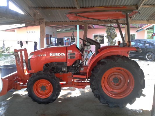 ขายรถไถคูโบต้า KUBOTA L 3608 (4WD) พร้อมใบมีดคานล่าง ขายรถไถคูโบต้า KUBOTA L 3608 (4WD) พร้อมใบมีดคานล่าง