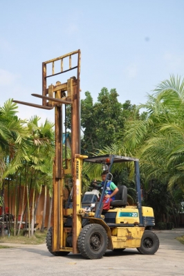 ขายFORKLIFT KOMATSU 2ตัน สภาพสวยเดิมจากญี่ปุ่นยังไม่เคยใช้ในไทย149,000เท่านั้น!!