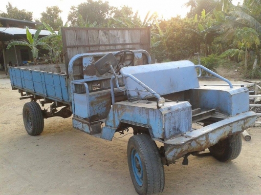 รถอีแต๋นมีแต่โครง เกียร์ ช่วงล่างดี คันซีหน้า 4 ล้อยางดี สนใจโทรมานะครับ