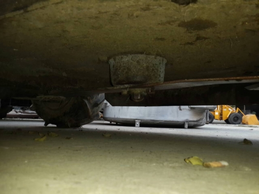 ขาย รถตัดหญ้า นั่งขับ เครื่องยนต์เบนซิล  มือสองญี่ปุ่น