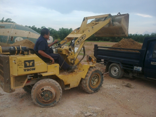 ขอบคุณพี่พิเชษฐ์ ที่ไว้วางใจวางมัดจำเรียบร้อยแล้วครับ ขายรถตักล้อยาง yanmar yw20 ราคาถูก ขอบคุณพี่พิเชษฐ์ ที่ไว้วางใจวางมัดจำเรียบร้อยแล้วครับ ขายรถตักล้อยาง yanmar yw20 ราคาถูก