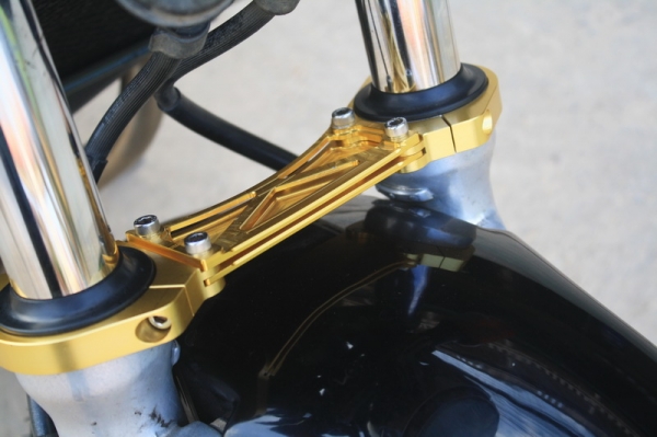 __CB400 ทะเบียนแท้โอนขนส่ง ท่อสูตร WR'S $ 105,000__