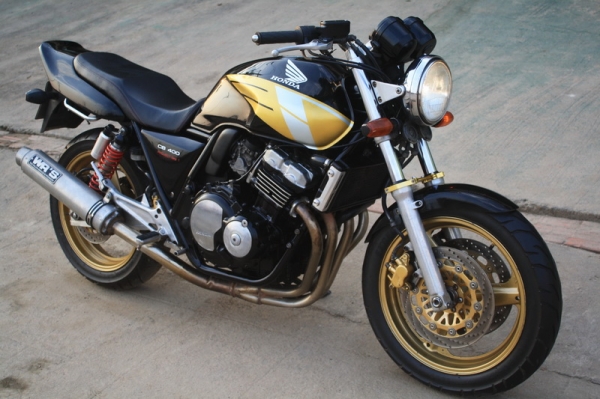__CB400 ทะเบียนแท้โอนขนส่ง ท่อสูตร WR'S $ 105,000__