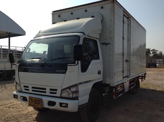 ISUZU  NQR EURO 2 คอมมอลเรล  เครื่อง 140 แรง 5 เกียร์