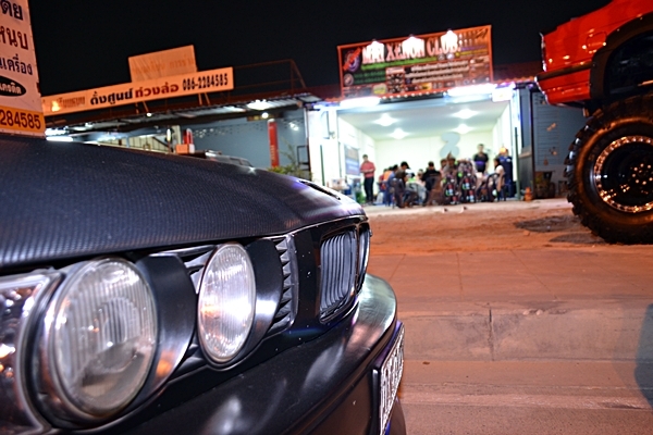 ไฟซีนอนรับติดตั้งอุปกรณ์รถยนต์