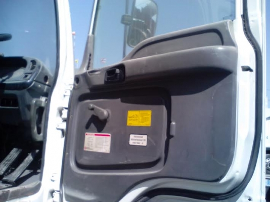 ขายด่วนหัวลากISUZU DECA 320 แรงม้า ปี 47 ใช้งานน้อย ราคาถูก มือเดียวออกห้าง สภาพพร้อมใช้