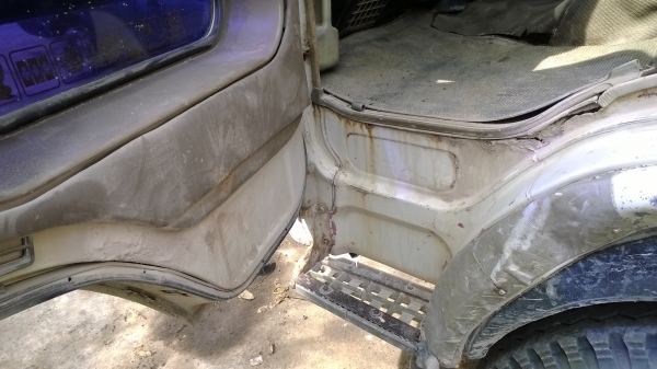 KR300และKL300 6ล้อดั้ม เฟืองท้ายฟูโซ่... สภาพดีทั้งคู่เลือกได้ ราคาต่างกันนิดเดียว เครื่องHO7CและEH700...