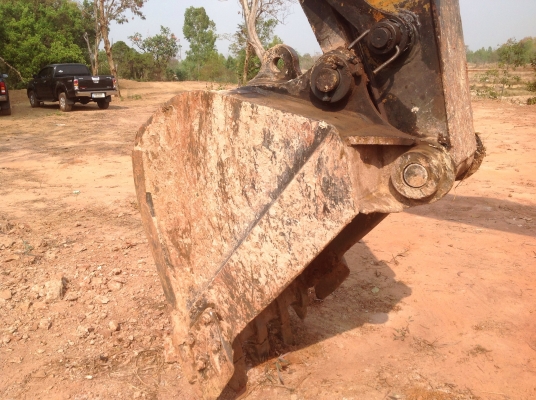 CAT. 200Bเครื่อง. 6D14เทรอโบต้องการขายด่วนมากๆ CAT. 200Bเครื่อง. 6D14เทรอโบต้องการขายด่วนมากๆ