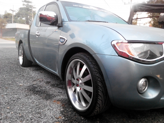 ไทรทรัน ปี2006 แม็ก20 สภาพสวย