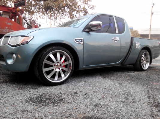 ไทรทรัน ปี2006 แม็ก20 สภาพสวย