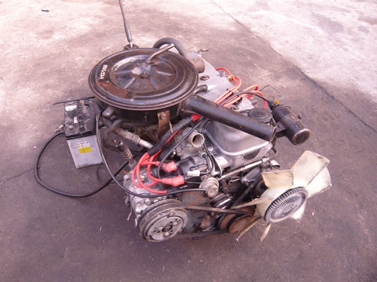 ขายเครื่องยนต์กระบะมาสด้าแฟมิเลีย 1400cc 6850 บาท