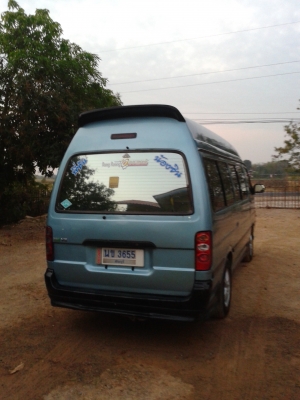 ต้องการขายรถตู้พร้อมใช้งาน ราคาต่อรองถ้าต่อเยอะไม่ต้องต่อนะครับขอบคุณ