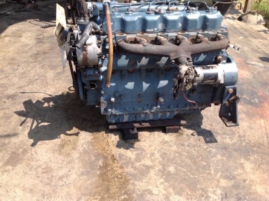 ขายเครื่องคูโบต้า 6 สูบเก่าญี่ปุ่น รุ่นs2200สภาพสวย