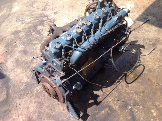 ขายเครื่องคูโบต้า 6 สูบเก่าญี่ปุ่น รุ่นs2200สภาพสวย