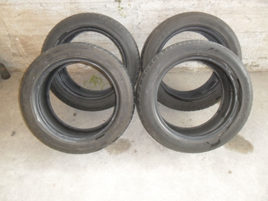 ยาง NITTO 195/50R15 สวยๆ 4 เส้น ราคา 1700 บาท