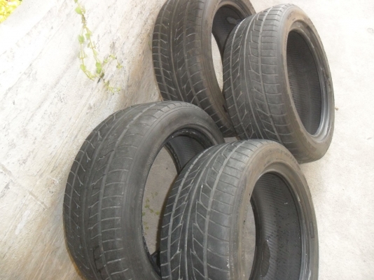 ยาง NITTO 195/50R15 สวยๆ 4 เส้น ราคา 1700 บาท