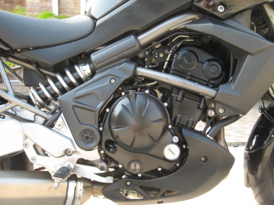 ขาย kawasaki versys 650 ปี 2011 ของแต่งเต็มทะเบียนพร้อมโอน