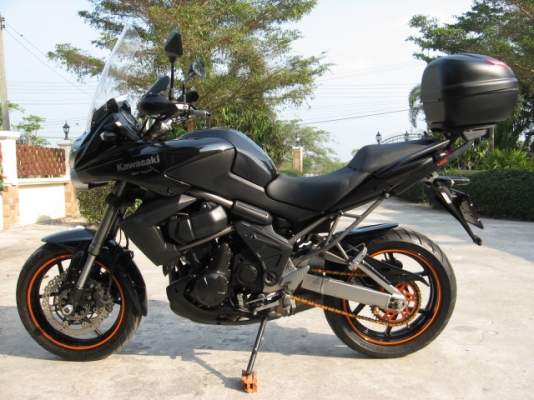 ขาย kawasaki versys 650 ปี 2011 ของแต่งเต็มทะเบียนพร้อมโอน