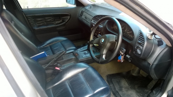 BMW 325IA วางเครื่อง 1JZ เบนซินติดแก็สเรียบร้อย แอร์เย็น วิทยุ แม็ค อ๊อปชั่นครบ BMW 325IA วางเครื่อง 1JZ เบนซินติดแก็สเรียบร้อย แอร์เย็น วิทยุ แม็ค อ๊อปชั่นครบ