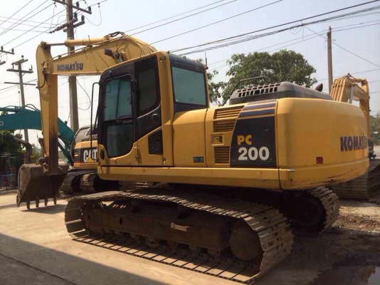 รถขุด KOMATSU PC200-8 รถสวย ชอบราคาเท่าไรต่อรองได้ครับ