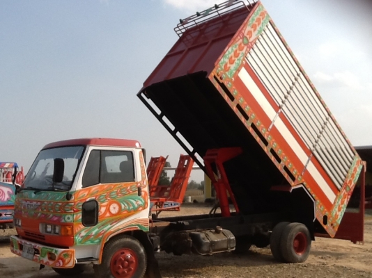 หกล้อดั้มเกษตร FC