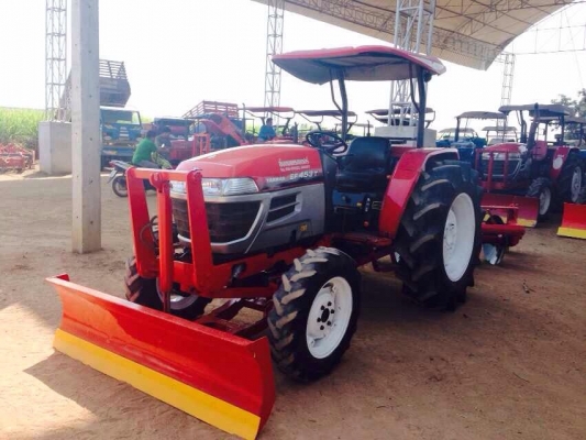 ขายด่วน !! รถไถยันม่า EF453T สภาพดี ราคาเป็นกันเอง