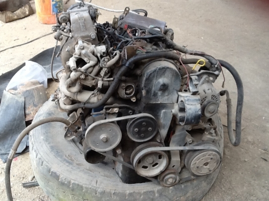 เครื่องรถเก๋งนิสสันซันนี่ เอกสารพร้อม