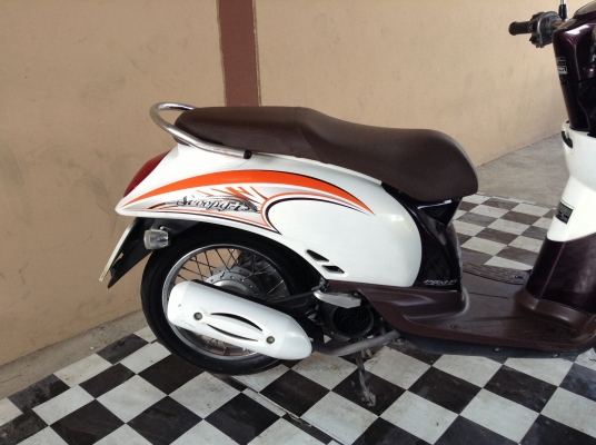 ขาย!!!ฮอนด้าสกู๊ปปี้ไอ ปี55 รถเครื่องดีคับ มีเล่มทะเบียนครบ ภาษีไม่หมด