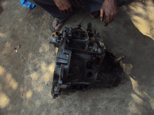 ระเบิดเปอรโย 309 มีอะไหล่ทั้งคันสนใจติดต่อ 0869260487 จัดส่งให้ได้