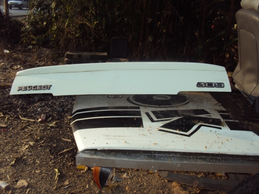 ระเบิดเปอรโย 309 มีอะไหล่ทั้งคันสนใจติดต่อ 0869260487 จัดส่งให้ได้