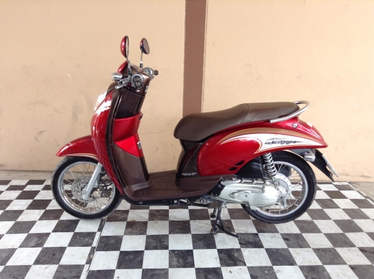 ขาย!!!ฮอนด้าสกู๊ปปี้ไอ ปี55 รถเครื่องดีคับ มีเล่มทะเบียนครบ ภาษีไม่หมด