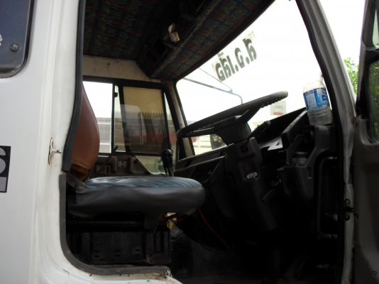 10 ล้อดั้มพ์ 2 เพลา