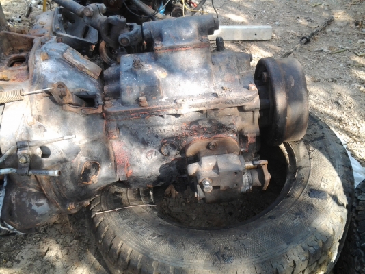 ขายเครื่องฮีโน่ DQ100 6 สูป 110 แรงม้า อยู่ในรถ KM 540 ขายพร้อมเกียร์ เครื่องแน่น ขาย 38,000 บาท