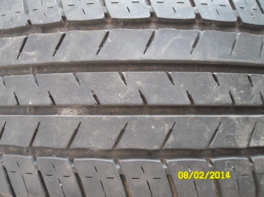 (ขายแล้วครับ)ขายยาง 205-55-R16 4เส้น ราคาถูกๆ (ขายแล้วครับ)ขายยาง 205-55-R16 4เส้น ราคาถูกๆ