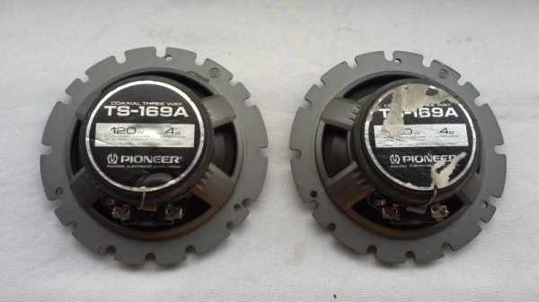 Pioneer TS-169A ขนาด 6" 120W แกนร่วมสามทาง Pioneer TS-169A ขนาด 6" 120W แกนร่วมสามทาง