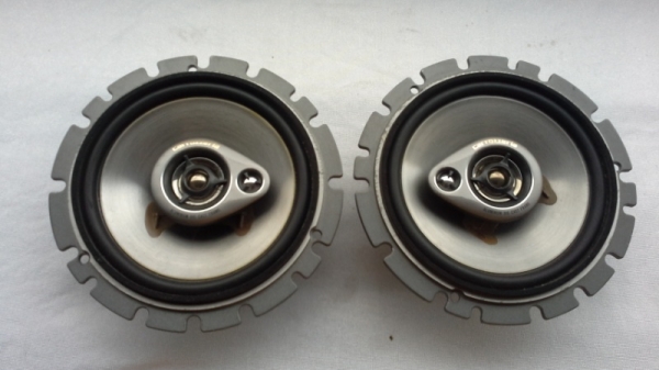 Pioneer TS-169A ขนาด 6" 120W แกนร่วมสามทาง