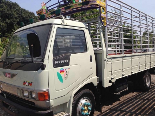6 ล้อ HINO.  FB2W   117 แรง  ยาว 5 ม