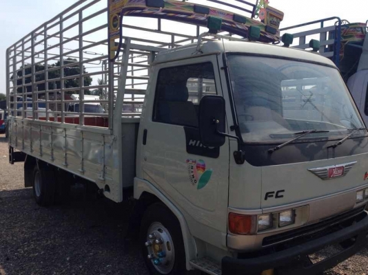 6 ล้อ HINO.  FB2W   117 แรง  ยาว 5 ม