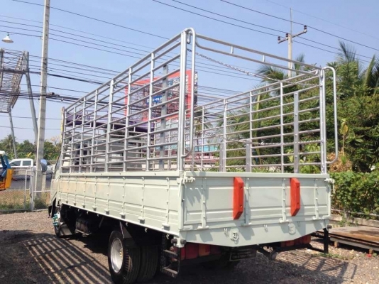 6 ล้อ HINO.  FB2W   117 แรง  ยาว 5 ม